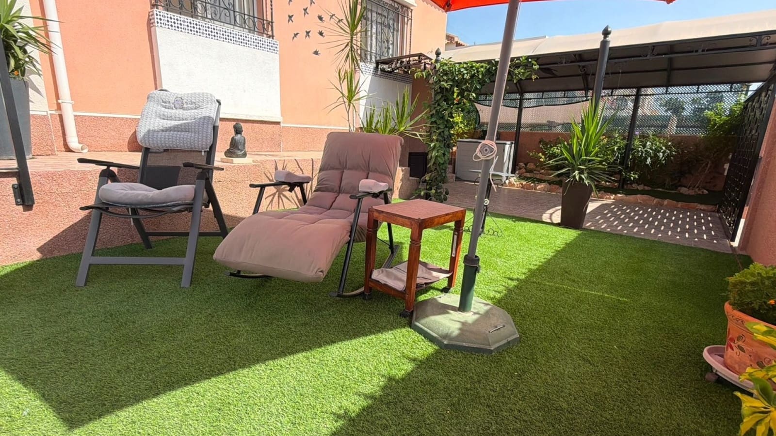 3 bedroom Villa for sale in Los Montesinos with pool - € 315,000 (Ref: 9999423)