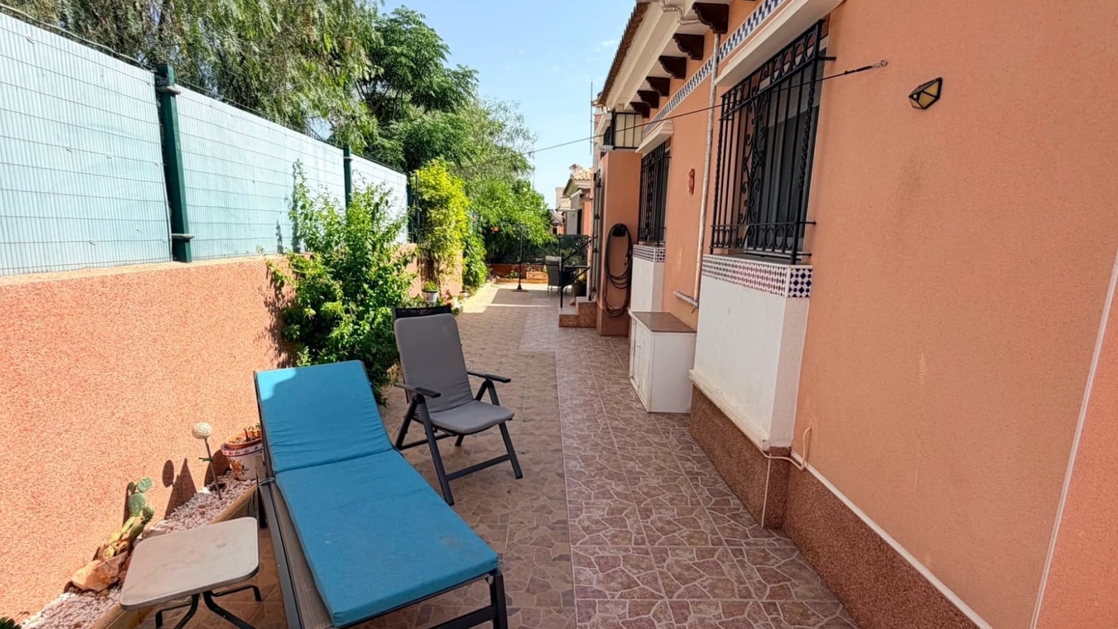 3 bedroom Villa for sale in Los Montesinos with pool - € 315,000 (Ref: 9999423)