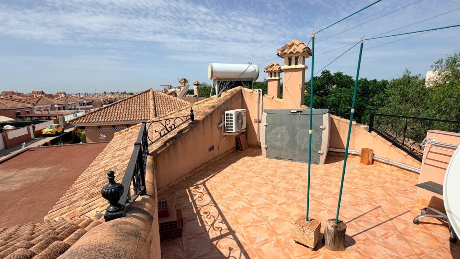 3 bedroom Villa for sale in Los Montesinos with pool - € 315,000 (Ref: 9999423)