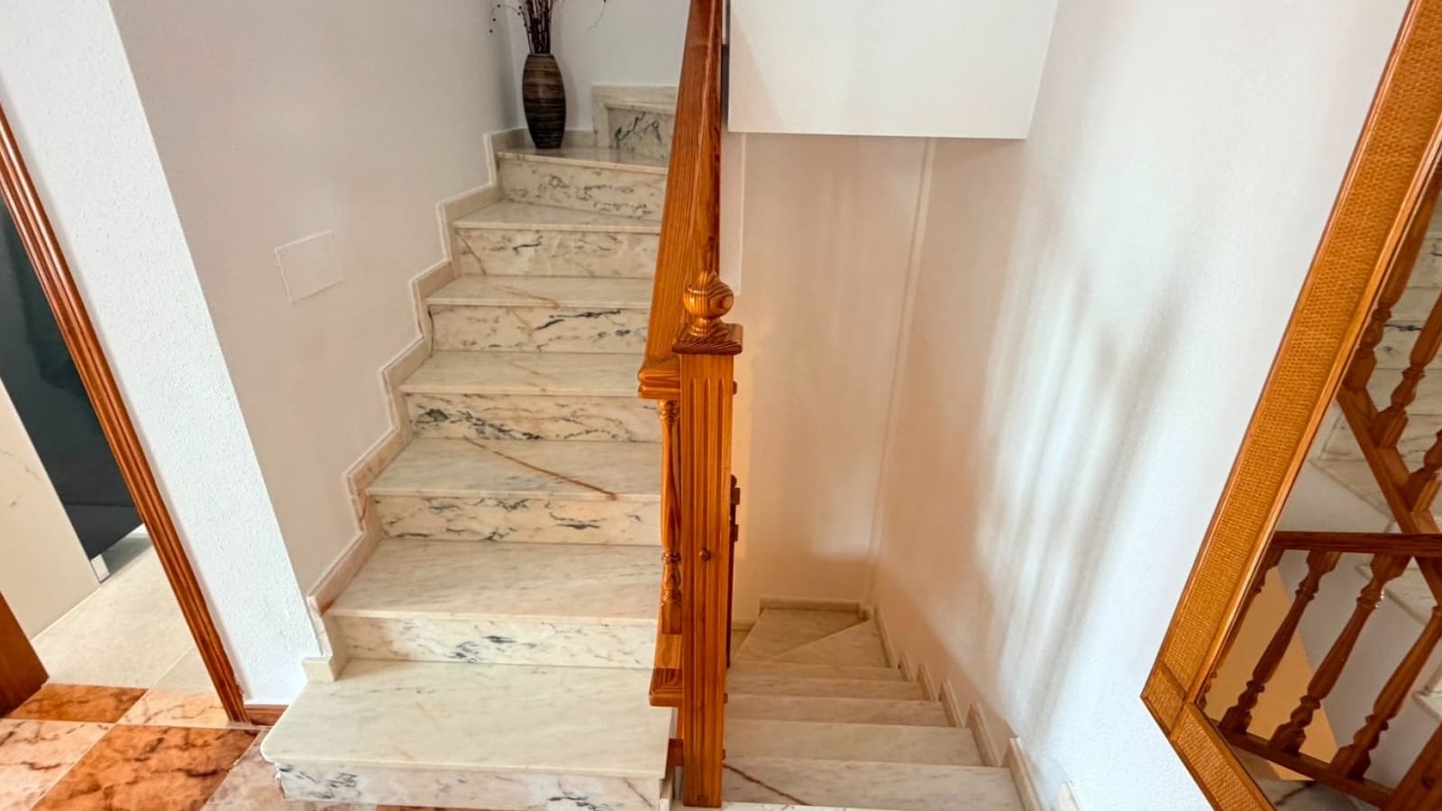 Semi-detached Villa for sale in Cabo Roig with pool - € 239,000 (Ref: 9999424)