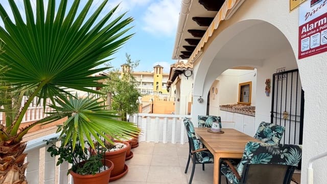 Semi-detached Villa for sale in Cabo Roig, Orihuela with pool - € 239,000 (Ref: 9999424)