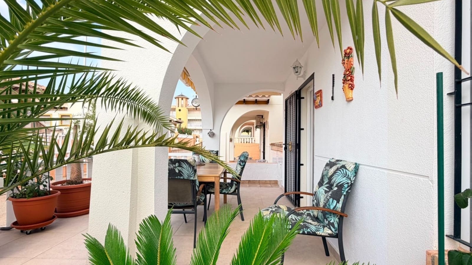Semi-detached Villa for sale in Cabo Roig with pool - € 239,000 (Ref: 9999424)