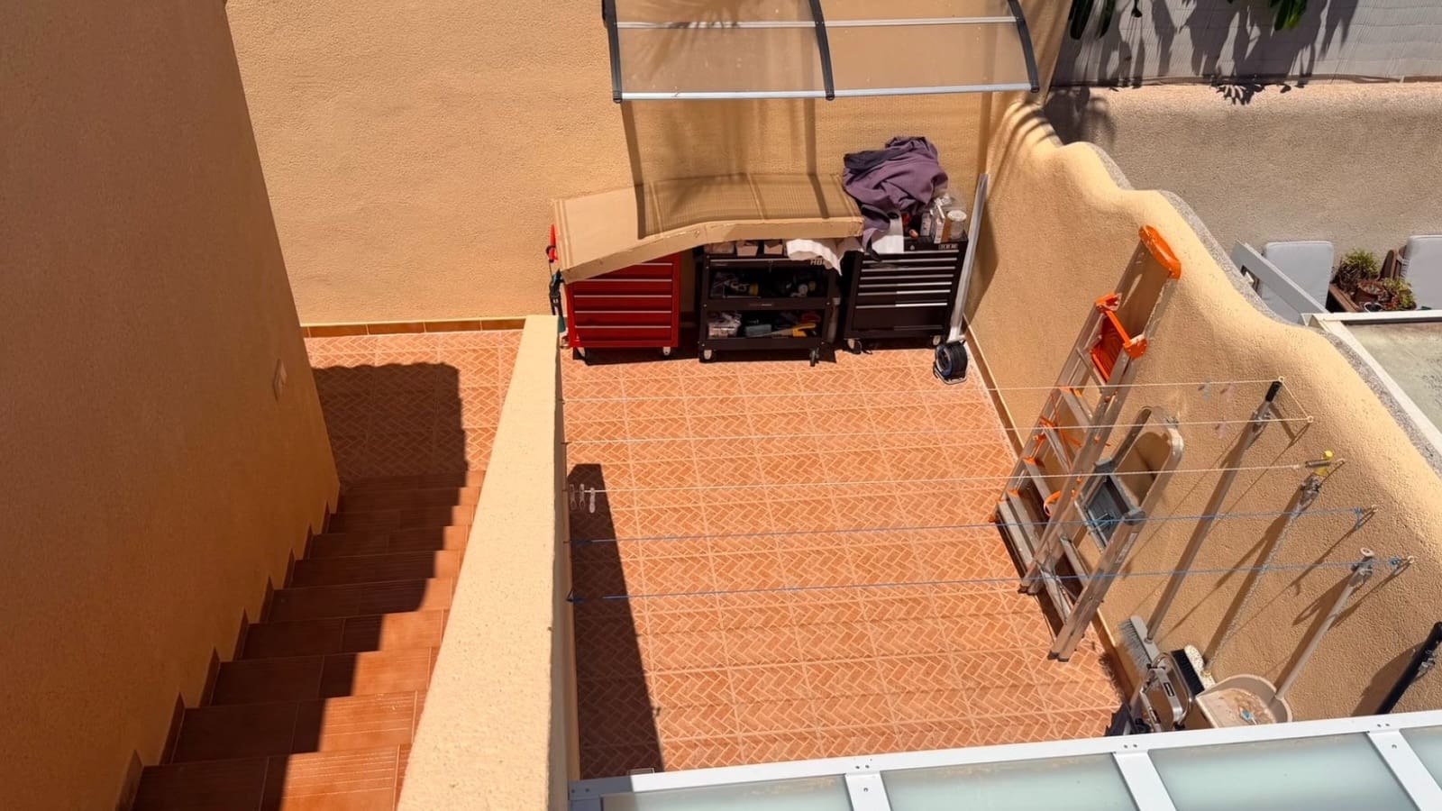 2 soverom Kjedet enebolig til salgs i Los Montesinos med svømmebasseng - € 168 000 (Ref: 9999425)
