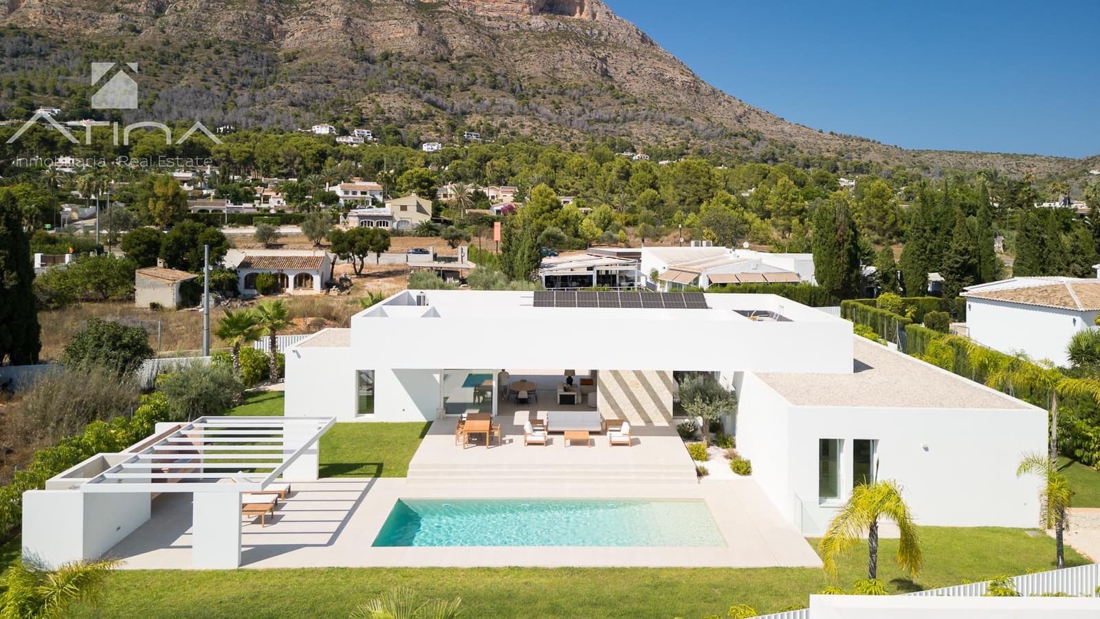 5 soverom Villa til salgs i Javea / Xabia med svømmebasseng - € 2 350 000 (Ref: 10005568)