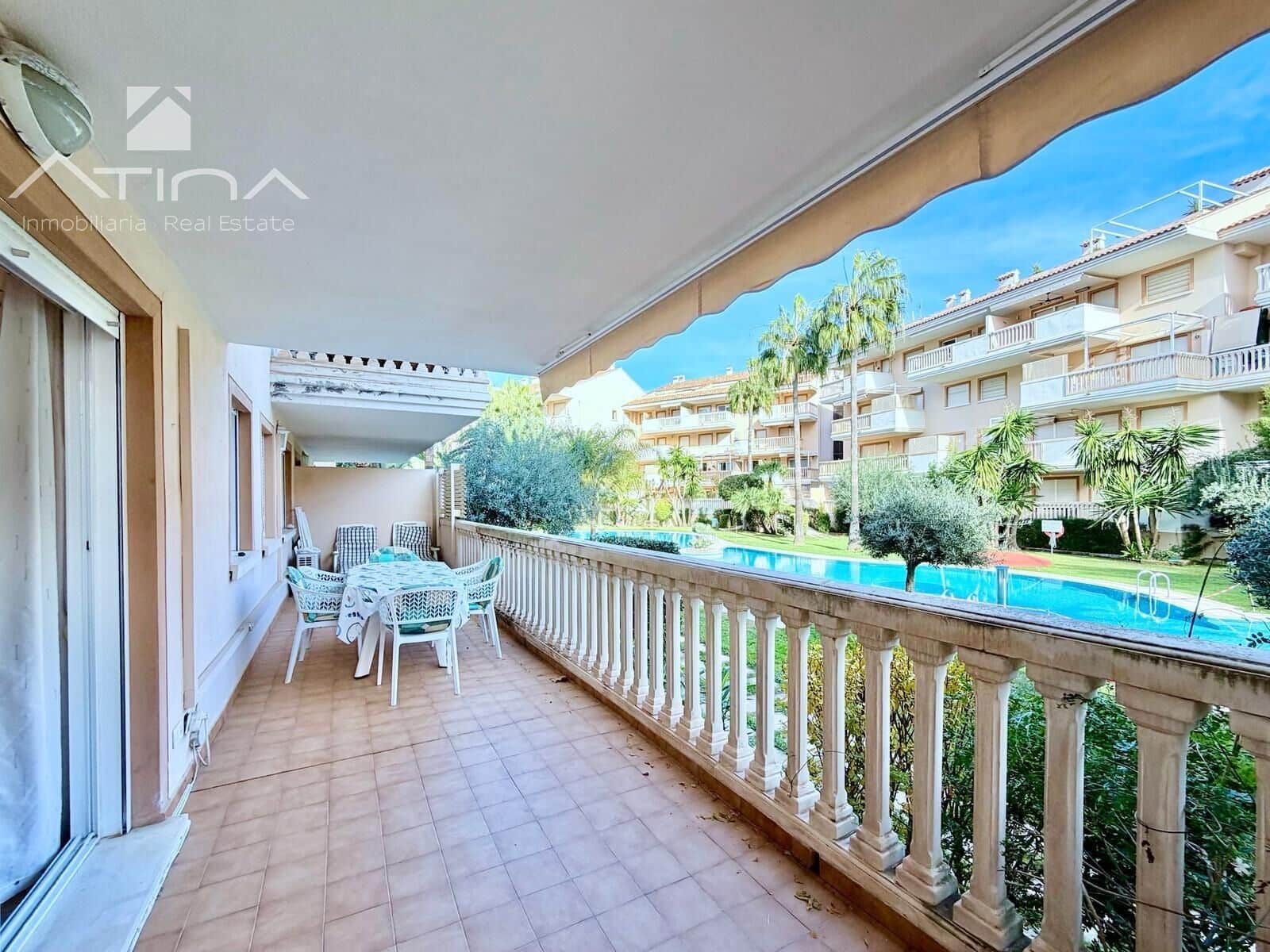 3 sovrum Lägenhet till salu i Arenal med pool - 475 000 € (Ref: 10011613)