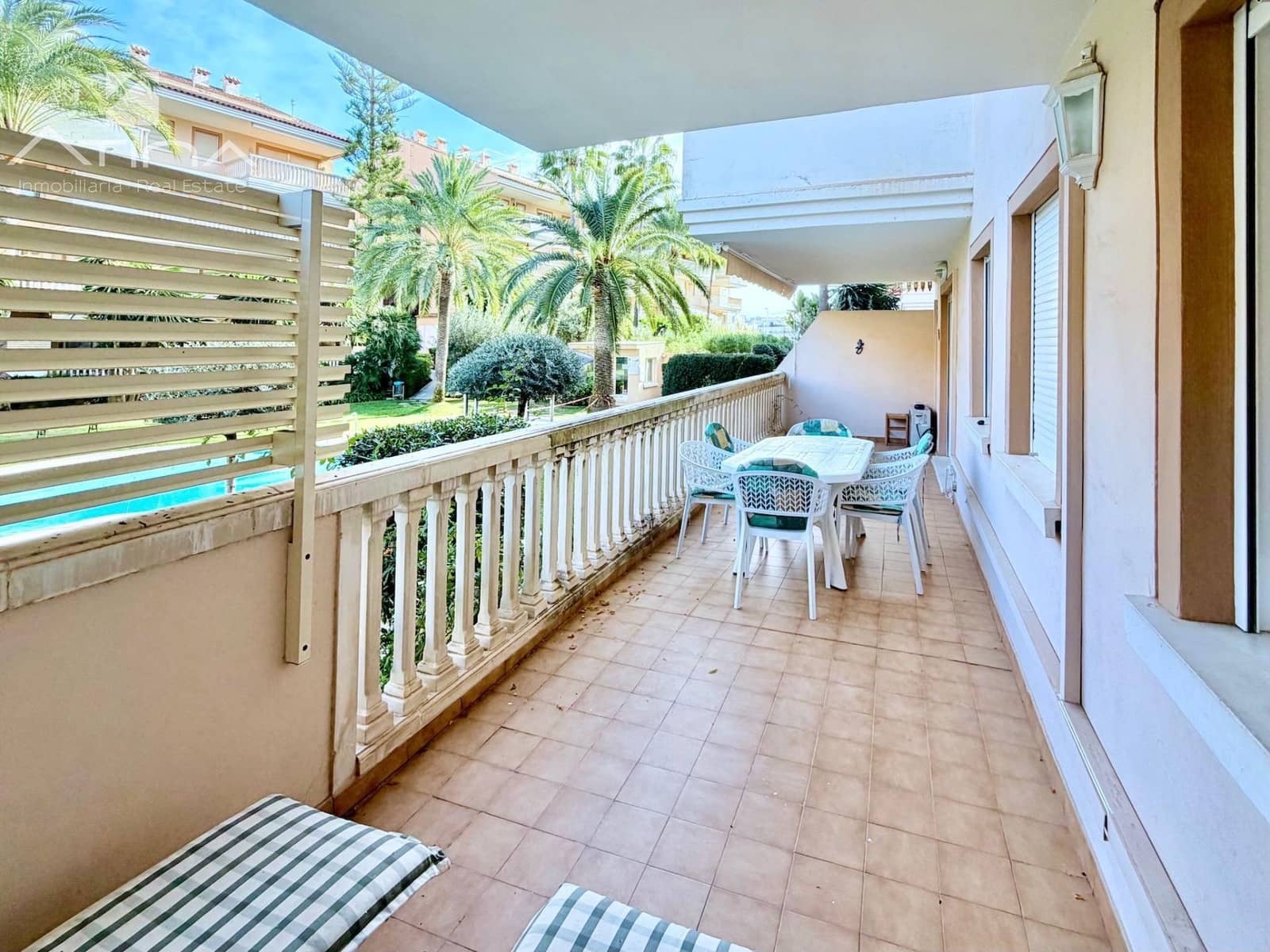3 sovrum Lägenhet till salu i Arenal med pool - 475 000 € (Ref: 10011613)