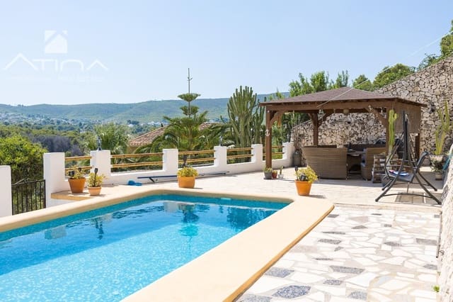 3 soveværelse Villa til salg i Javea / Xàbia med swimmingpool - € 649.000 (Ref: 10015767)