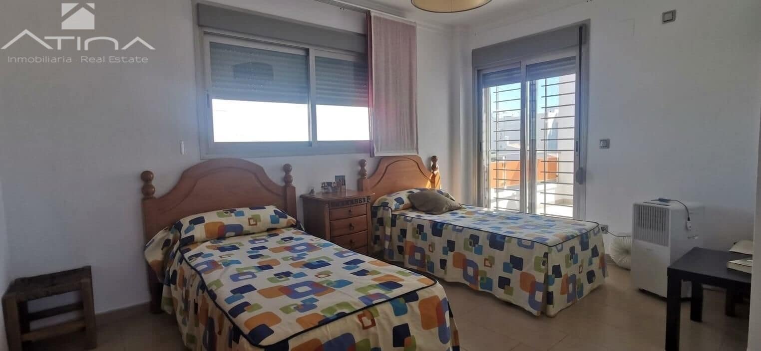 3 Zimmer Villa zu verkaufen in Oliva mit Pool Garage - 499.000 € (Ref: 10120138)
