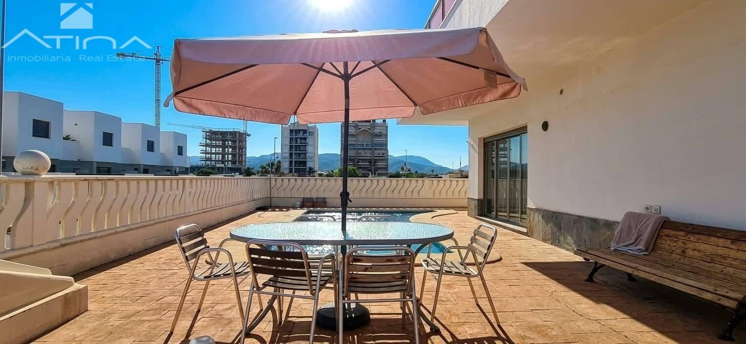 3 Zimmer Villa zu verkaufen in Oliva mit Pool Garage - 499.000 € (Ref: 10120138)