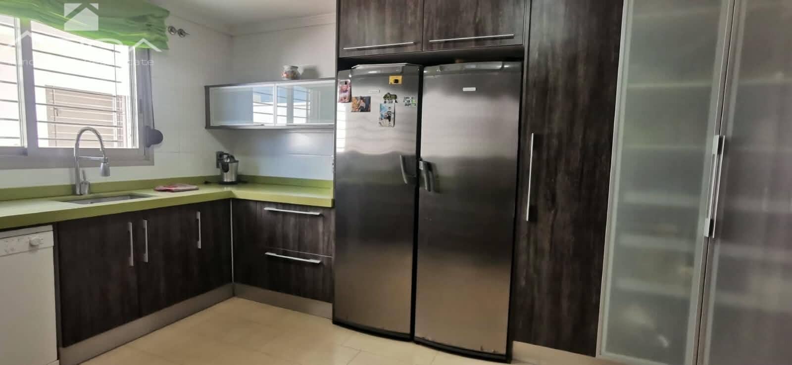 3 Zimmer Villa zu verkaufen in Oliva mit Pool Garage - 499.000 € (Ref: 10120138)