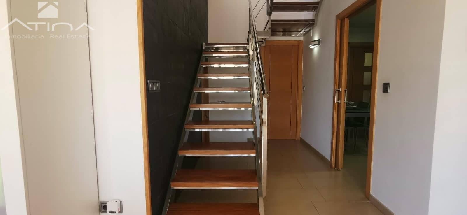 3 Zimmer Villa zu verkaufen in Oliva mit Pool Garage - 499.000 € (Ref: 10120138)