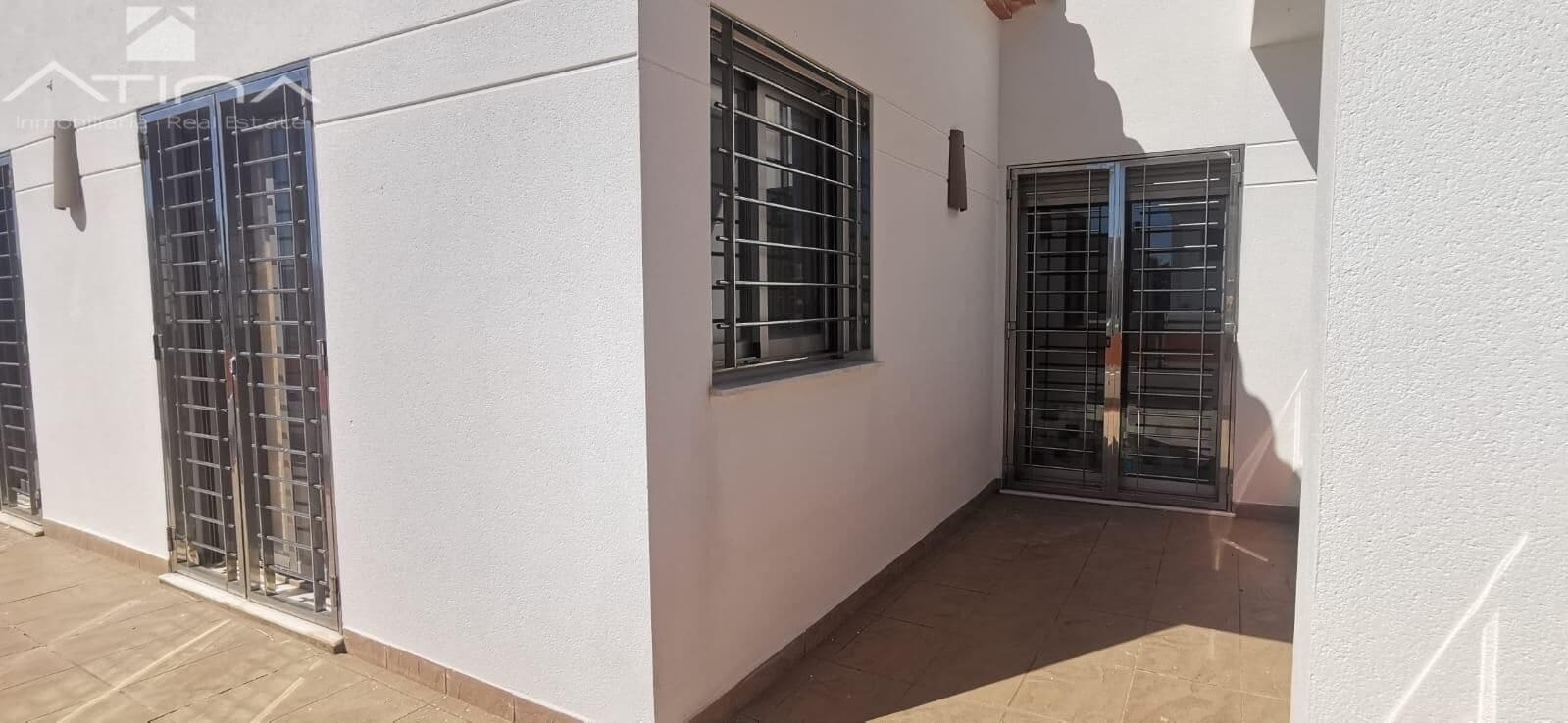 3 Zimmer Villa zu verkaufen in Oliva mit Pool Garage - 499.000 € (Ref: 10120138)