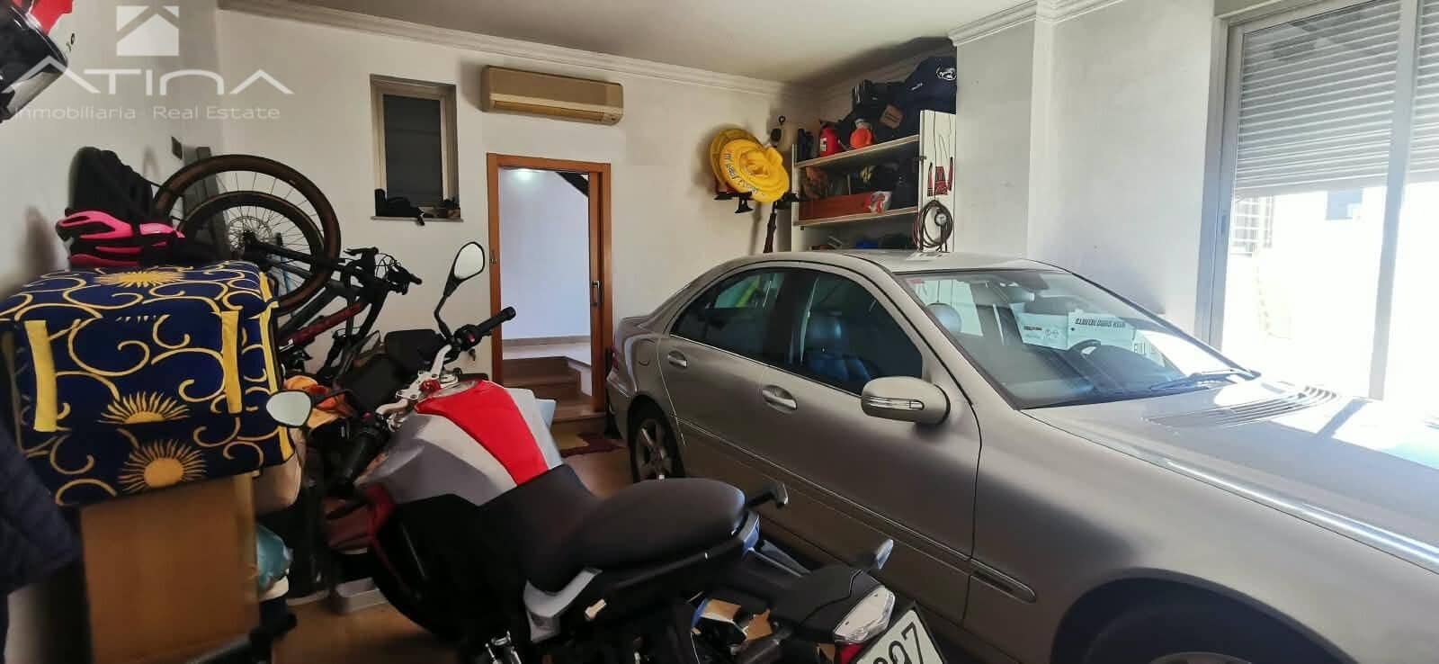 3 Zimmer Villa zu verkaufen in Oliva mit Pool Garage - 499.000 € (Ref: 10120138)