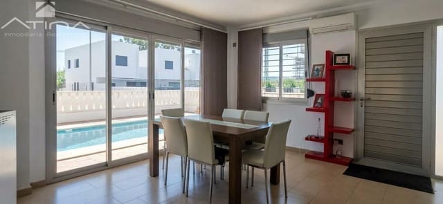 3 chambre Villa/Maison à vendre à Oliva avec piscine garage - 499 000 € (Ref: 10120138)