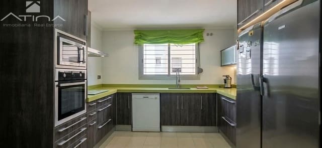 3 chambre Villa/Maison à vendre à Oliva avec piscine garage - 499 000 € (Ref: 10120138)