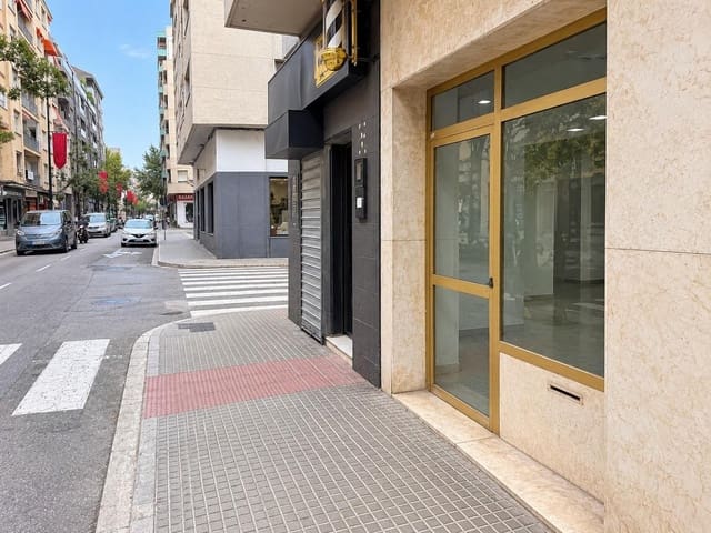 Local Comercial en Gandia en venta - 45.000 € (Ref: 10129383)