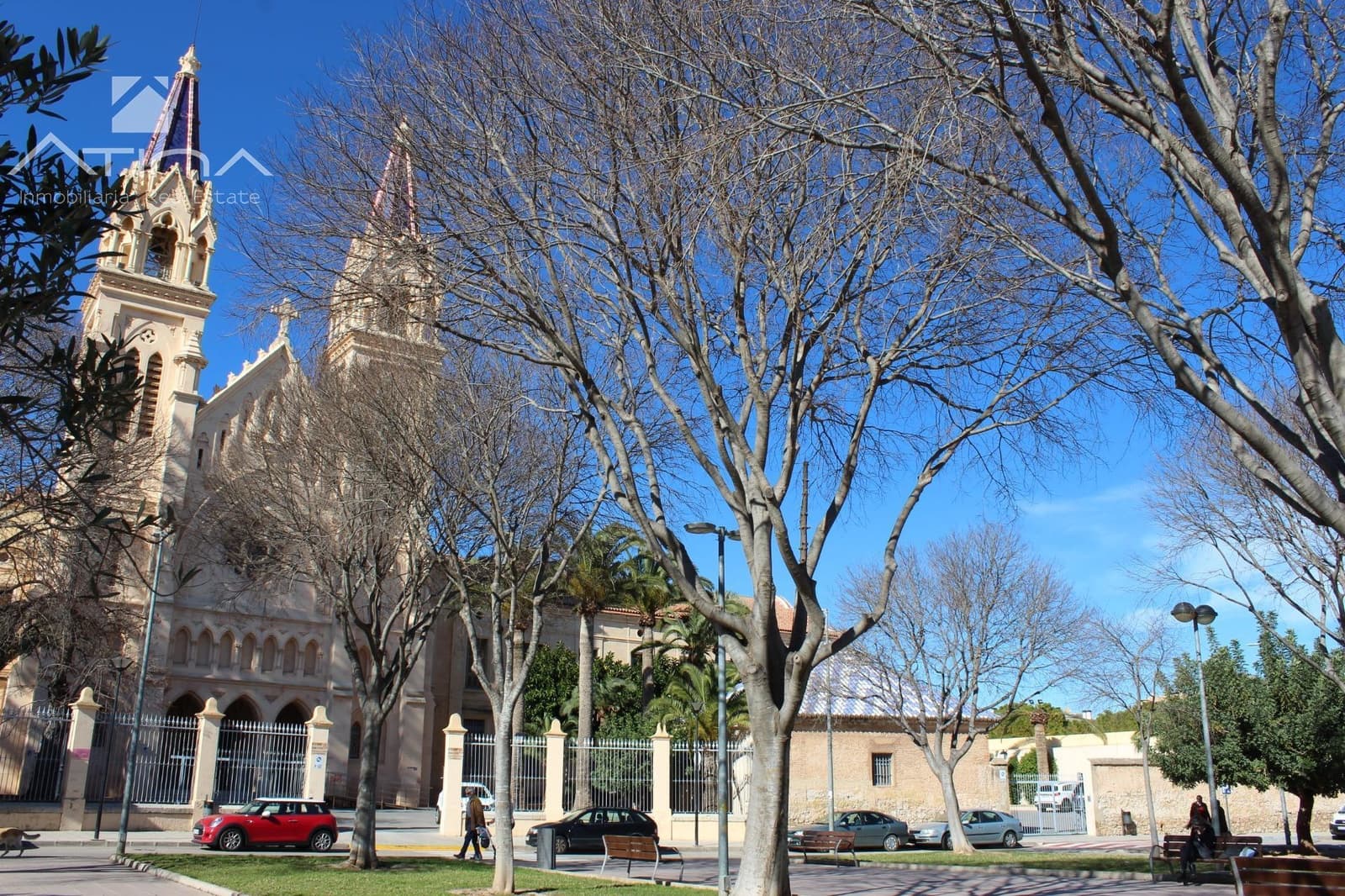 Commercial for sale in Gandia - € 45,000 (Ref: 10129383)