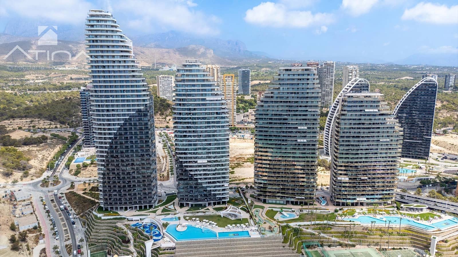 2 sovrum Lägenhet till salu i Benidorm med pool garage - 865 000 € (Ref: 10161742)
