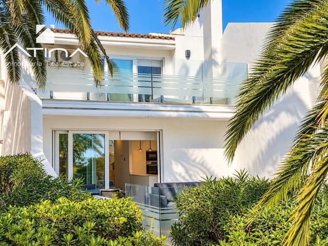 2 makuuhuone Rivitalo myytävänä paikassa Les Bassetes - El Marjal, Dénia mukana uima-altaan 
autotalli - 985 000 € (Ref: 10173869)