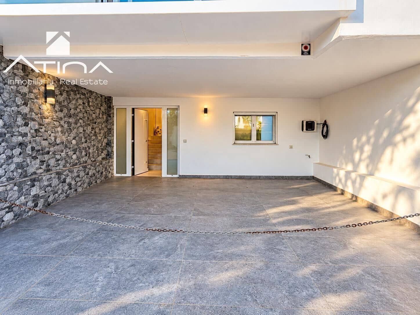 Adosado de 2 habitaciones en Dénia en venta con piscina garaje - 985.000 € (Ref: 10173869)
