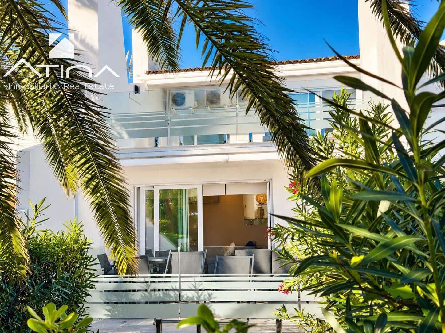 Adosado de 2 habitaciones en Dénia en venta con piscina garaje - 985.000 € (Ref: 10173869)