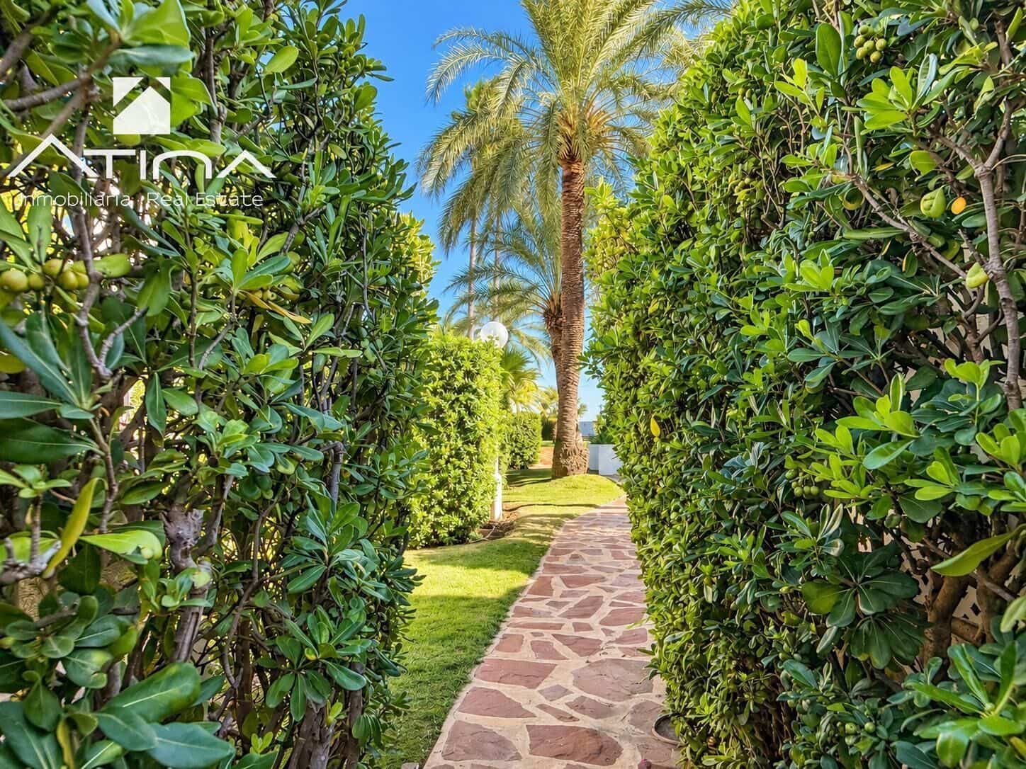 Adosado de 2 habitaciones en Dénia en venta con piscina garaje - 985.000 € (Ref: 10173869)
