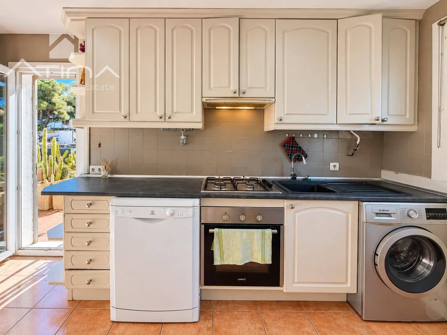 7 slaapkamer Villa te koop in Javea / Xabia met zwembad garage - € 785.000 (Ref: 10183090)