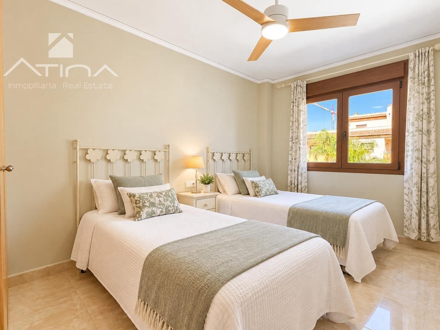 3 chambre Penthouse à vendre à Arenal avec piscine garage - 495 000 € (Ref: 10184863)