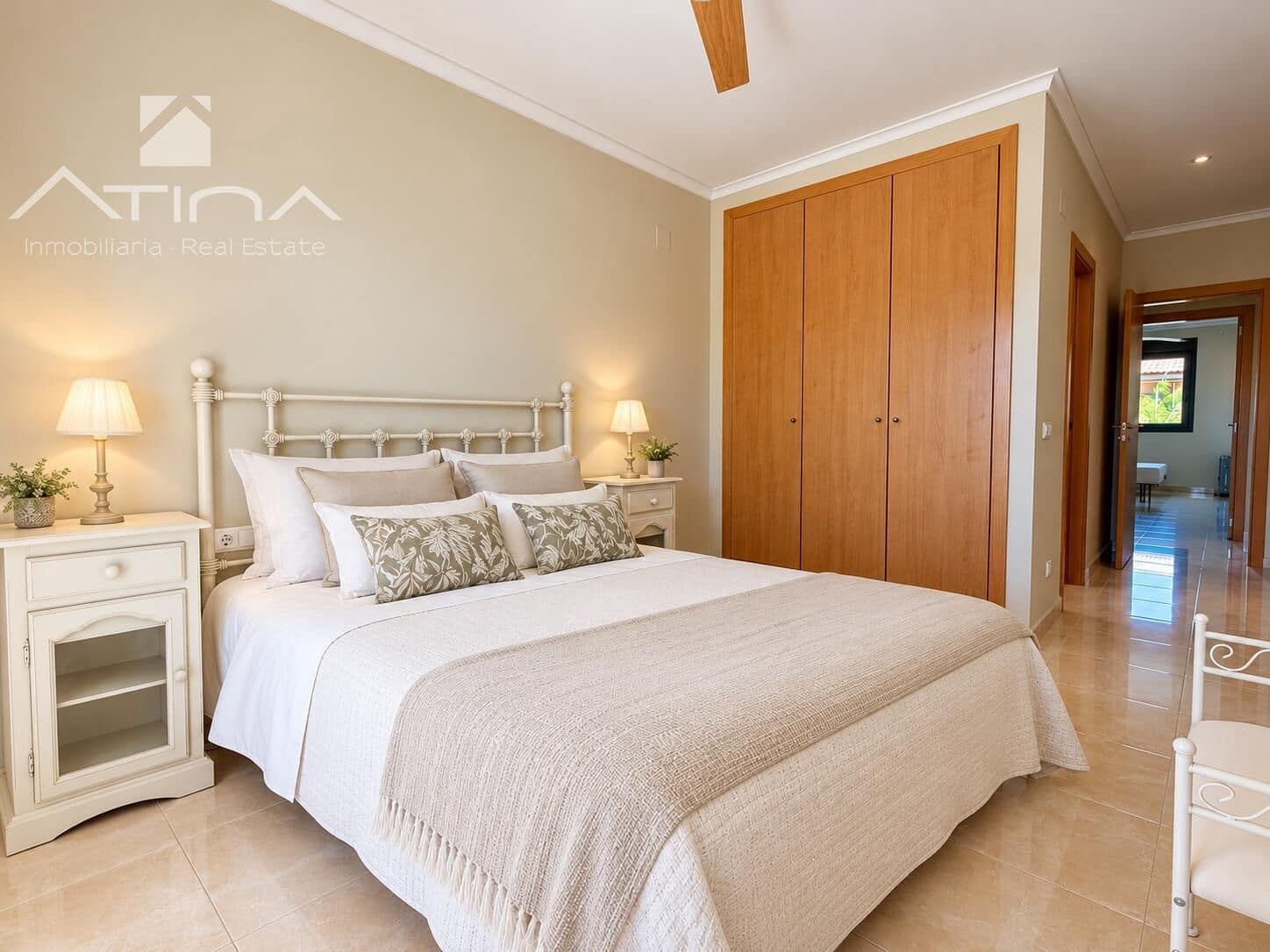3 chambre Penthouse à vendre à Arenal avec piscine garage - 495 000 € (Ref: 10184863)