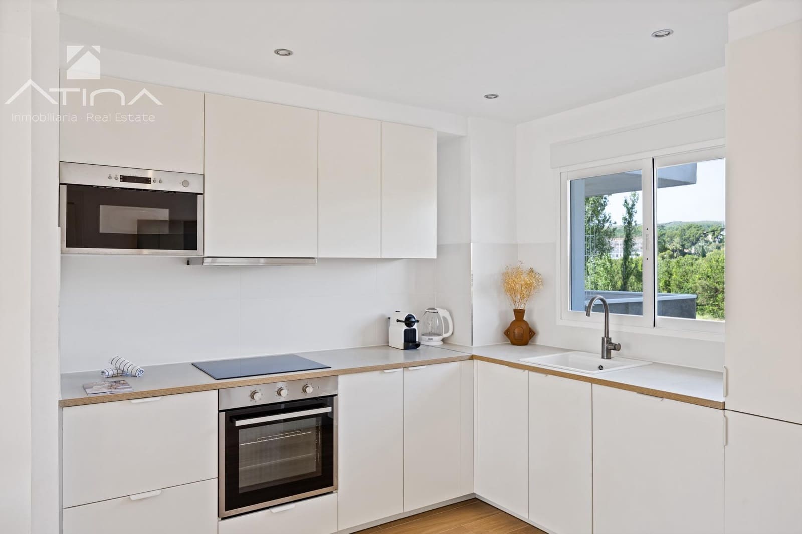 Apartamento de 2 habitaciones en Javea / Xàbia en venta con piscina - 390.000 € (Ref: 10187302)