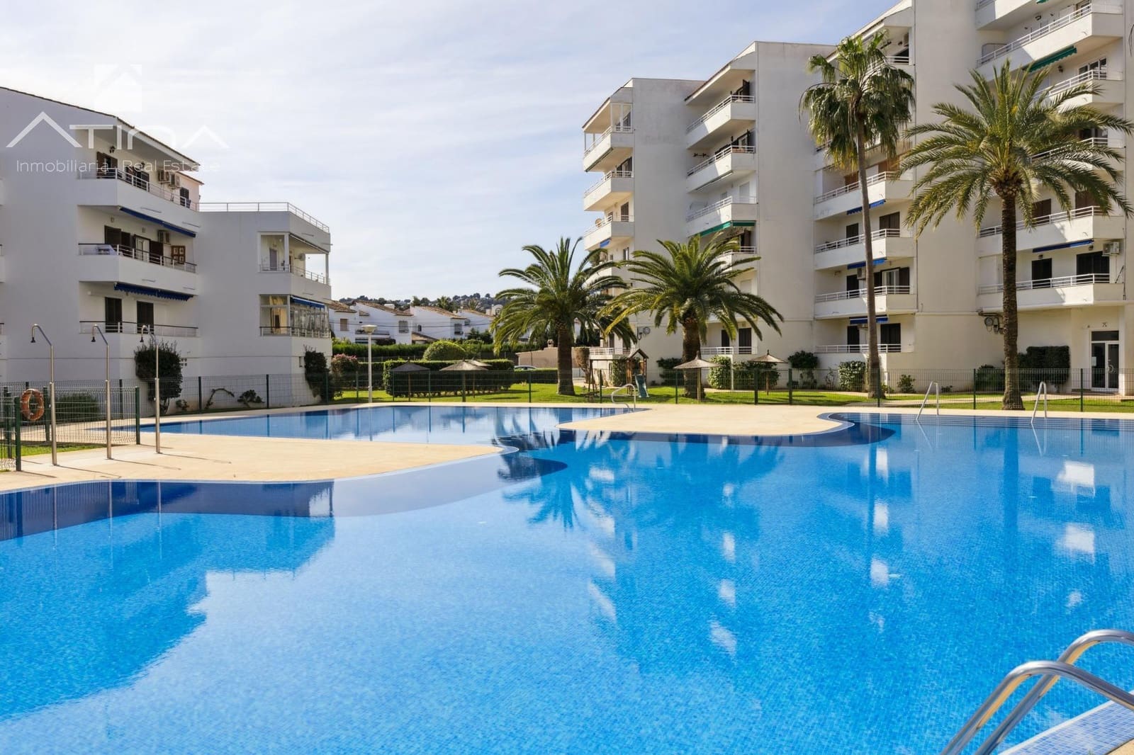 Apartamento de 2 habitaciones en Javea / Xàbia en venta con piscina - 390.000 € (Ref: 10187302)