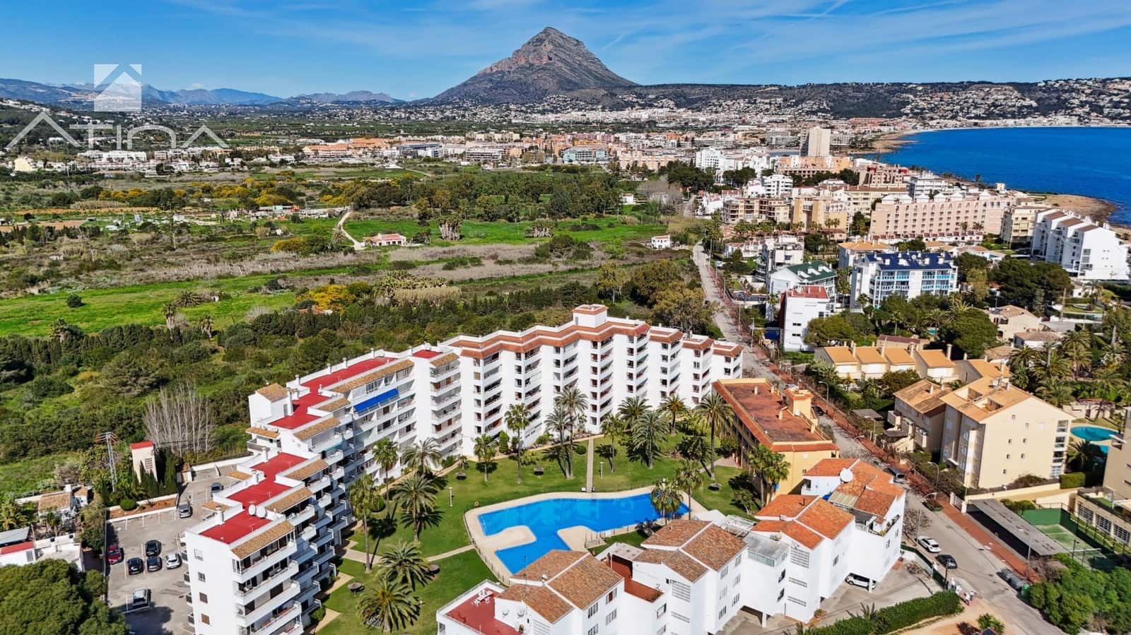 Apartamento de 2 habitaciones en Javea / Xàbia en venta con piscina - 390.000 € (Ref: 10187302)