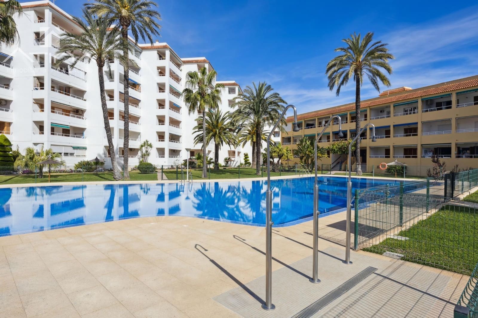 Apartamento de 2 habitaciones en Javea / Xàbia en venta con piscina - 390.000 € (Ref: 10187302)