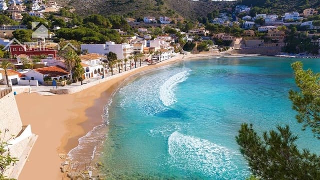 4 quarto Moradia para venda em Moraira, Teulada-Moraira com piscina garagem - 2 500 000 € (Ref: 7873307)