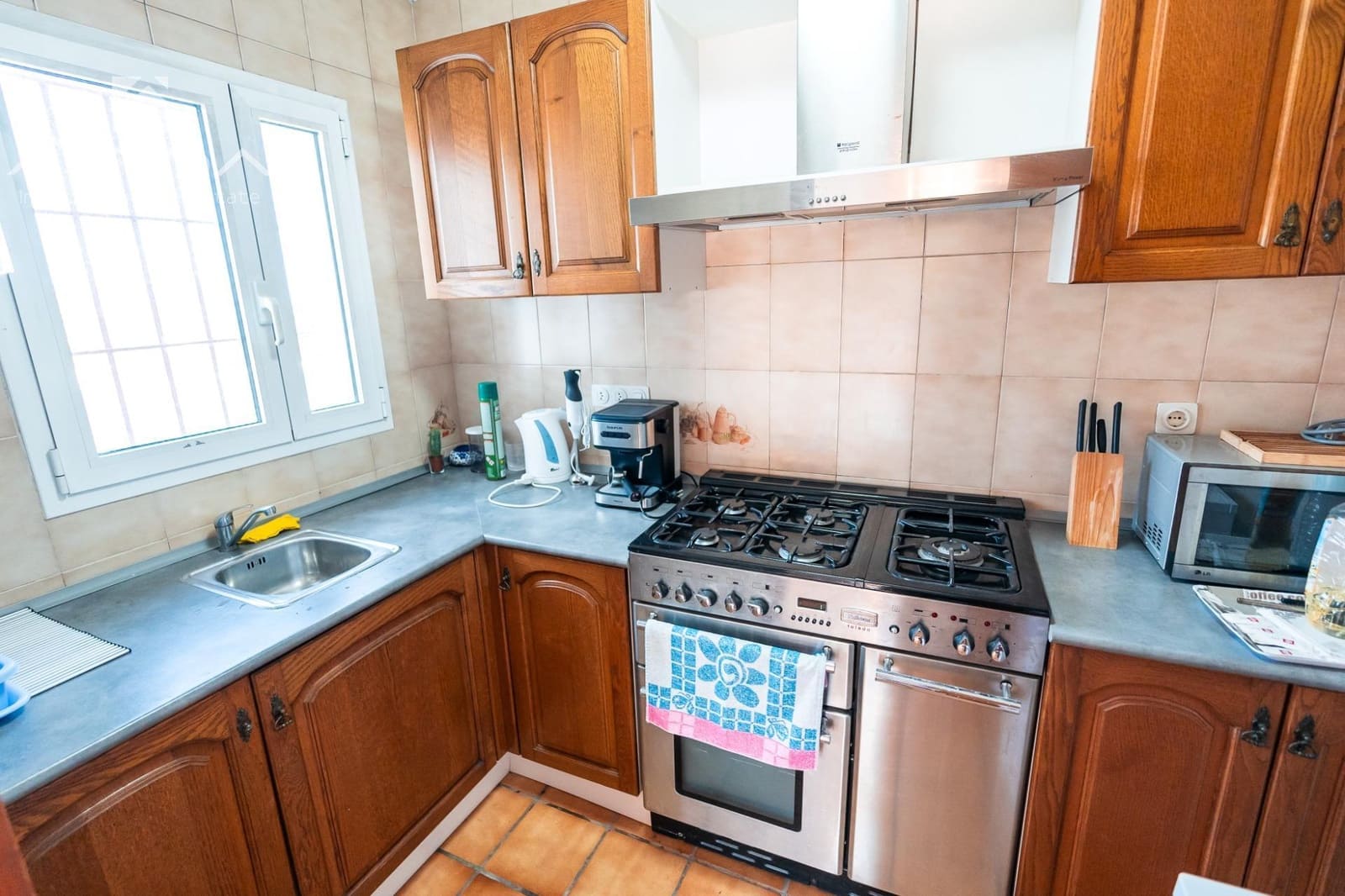 4 bedroom Villa for sale in Javea / Xabia with pool - € 699,000 (Ref: 8576431)