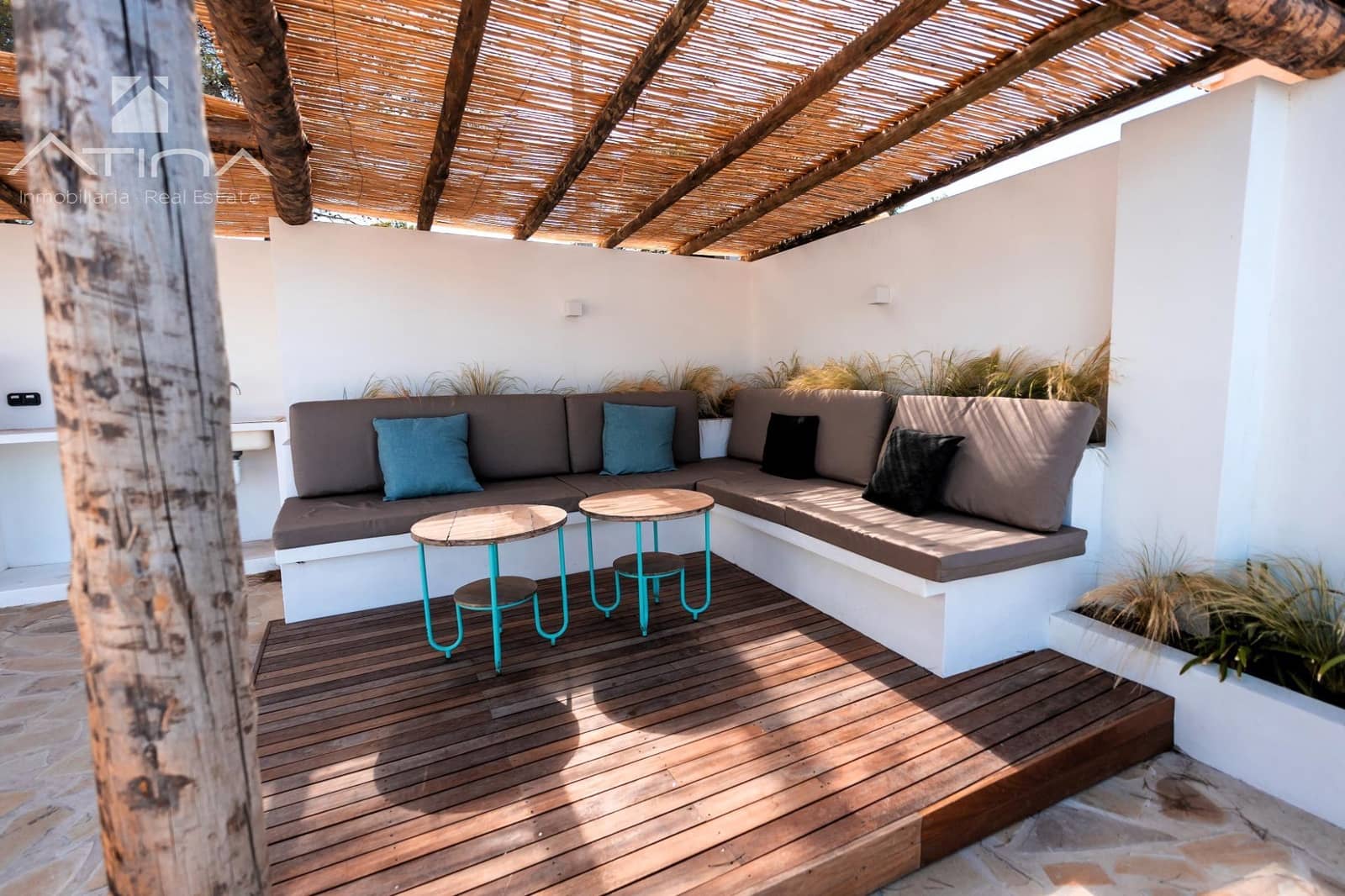 4 bedroom Villa for sale in Javea / Xabia with pool - € 699,000 (Ref: 8576431)