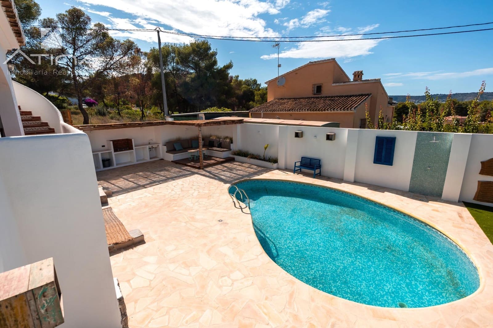 4 bedroom Villa for sale in Javea / Xabia with pool - € 699,000 (Ref: 8576431)