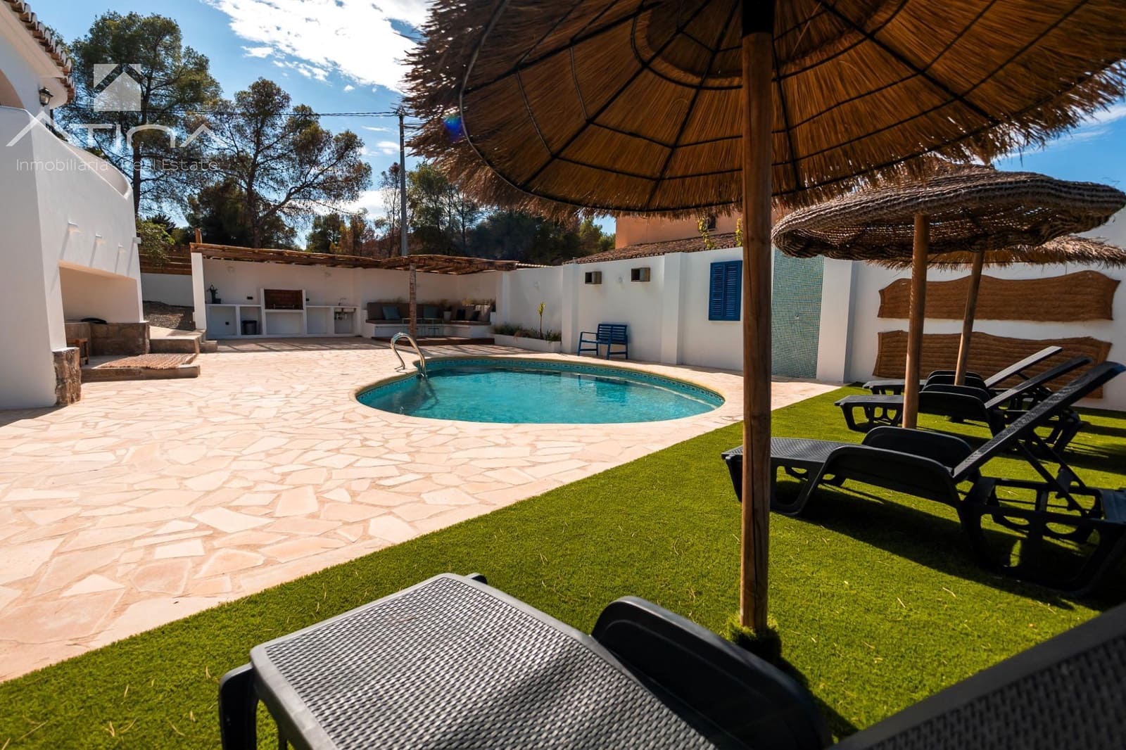 4 bedroom Villa for sale in Javea / Xabia with pool - € 699,000 (Ref: 8576431)