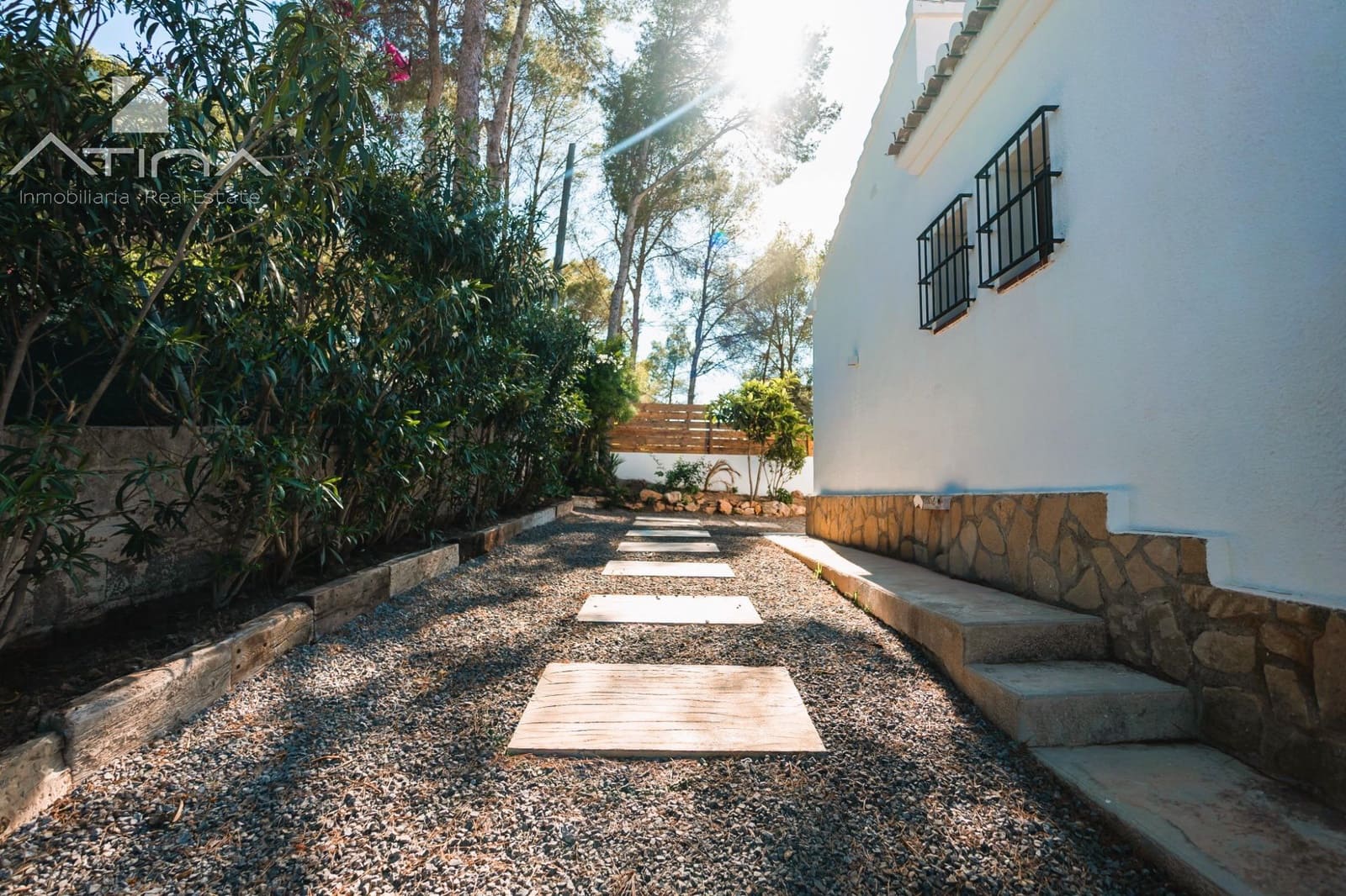 4 bedroom Villa for sale in Javea / Xabia with pool - € 699,000 (Ref: 8576431)