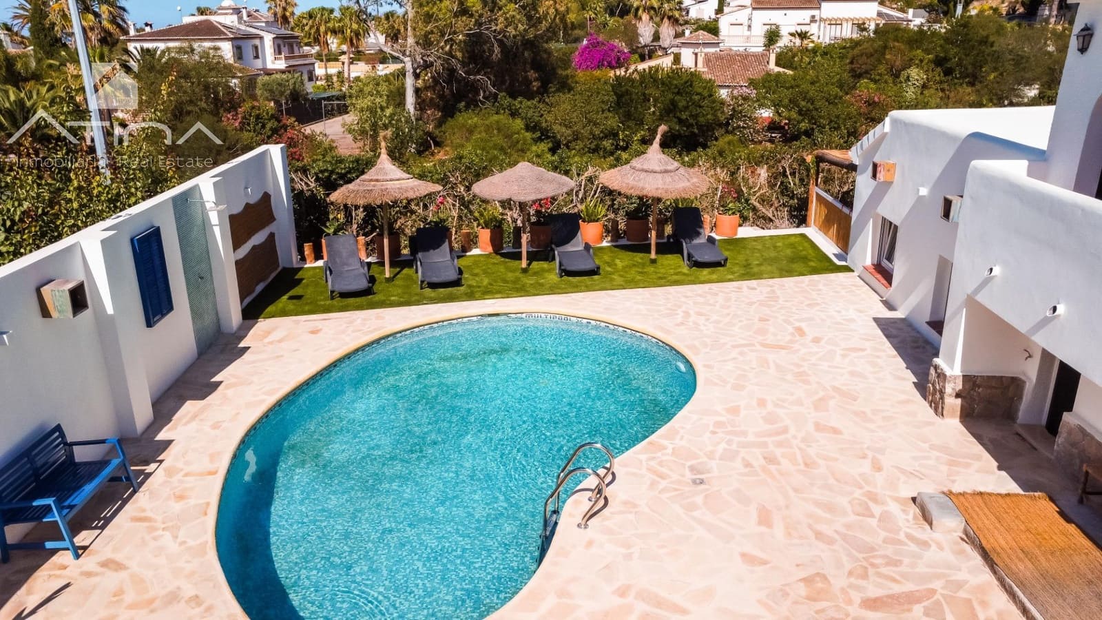 4 bedroom Villa for sale in Javea / Xabia with pool - € 699,000 (Ref: 8576431)