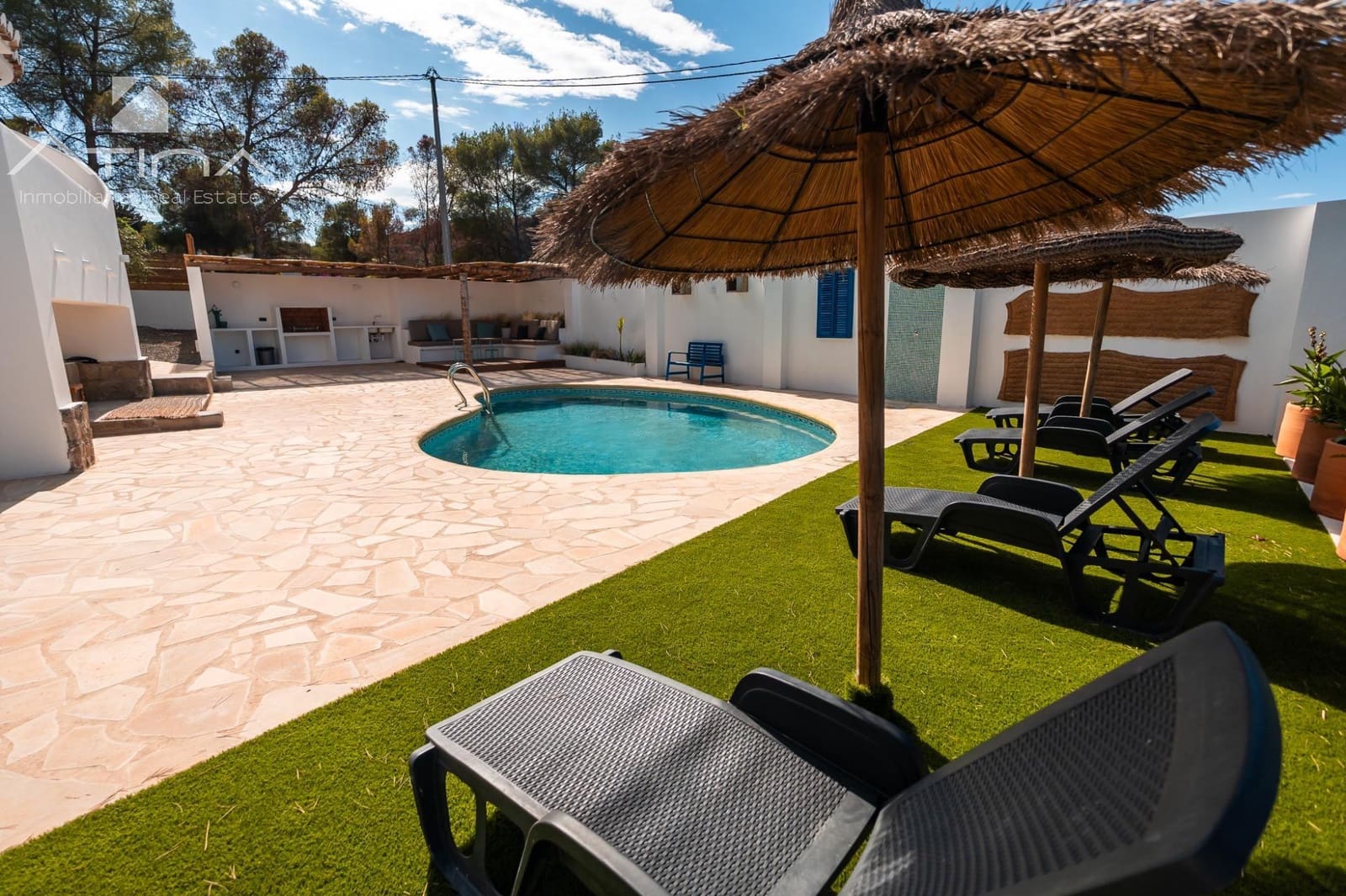 4 bedroom Villa for sale in Javea / Xabia with pool - € 699,000 (Ref: 8576431)