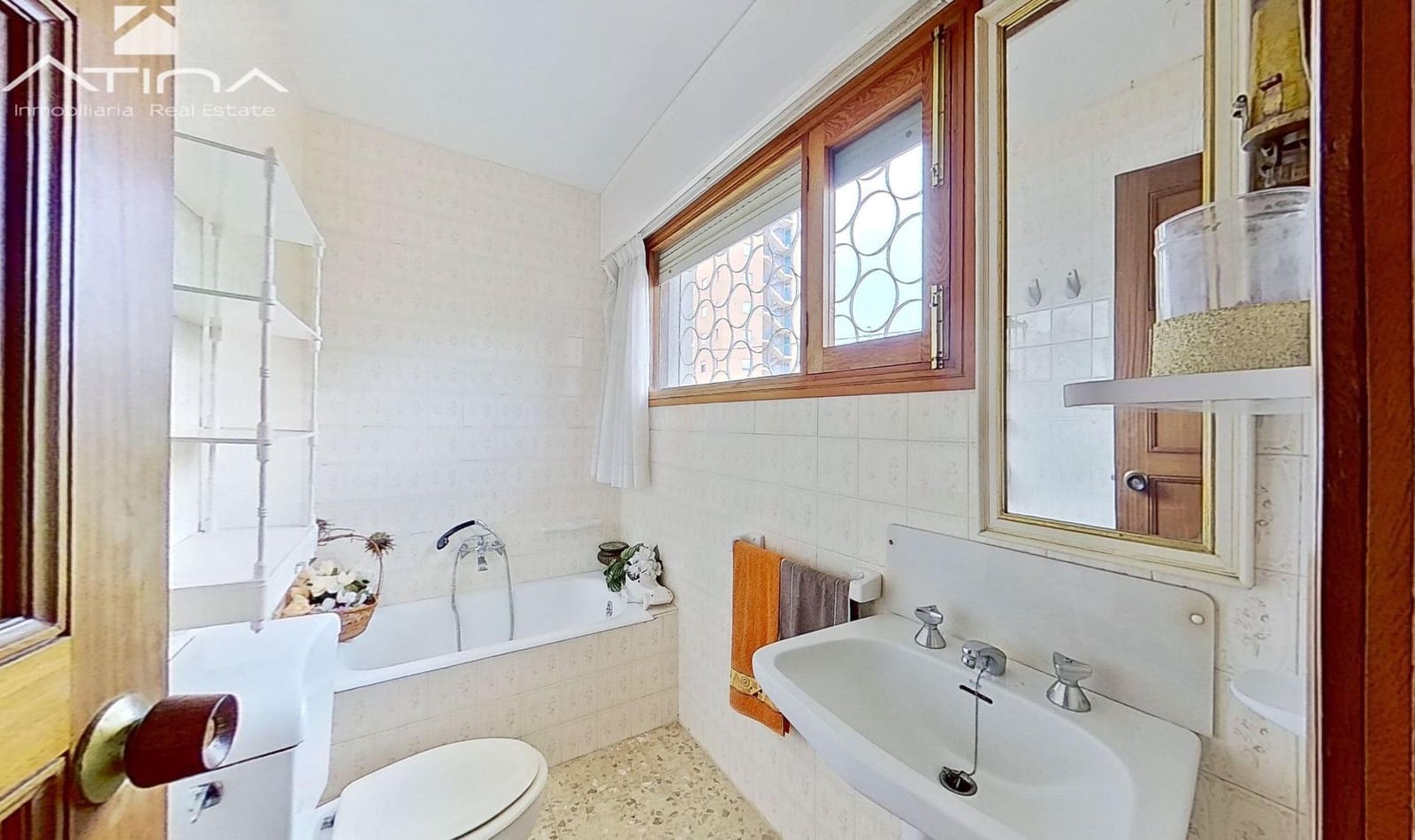 7 soveværelse Villa til salg i Gandia med swimmingpool garage - € 850.000 (Ref: 8682498)