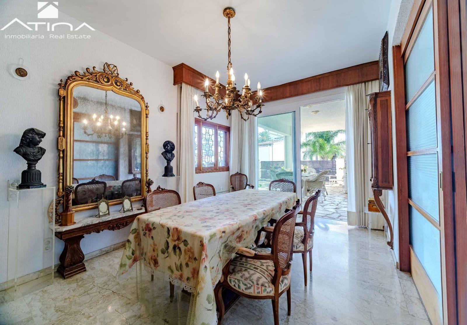 7 soveværelse Villa til salg i Gandia med swimmingpool garage - € 850.000 (Ref: 8682498)