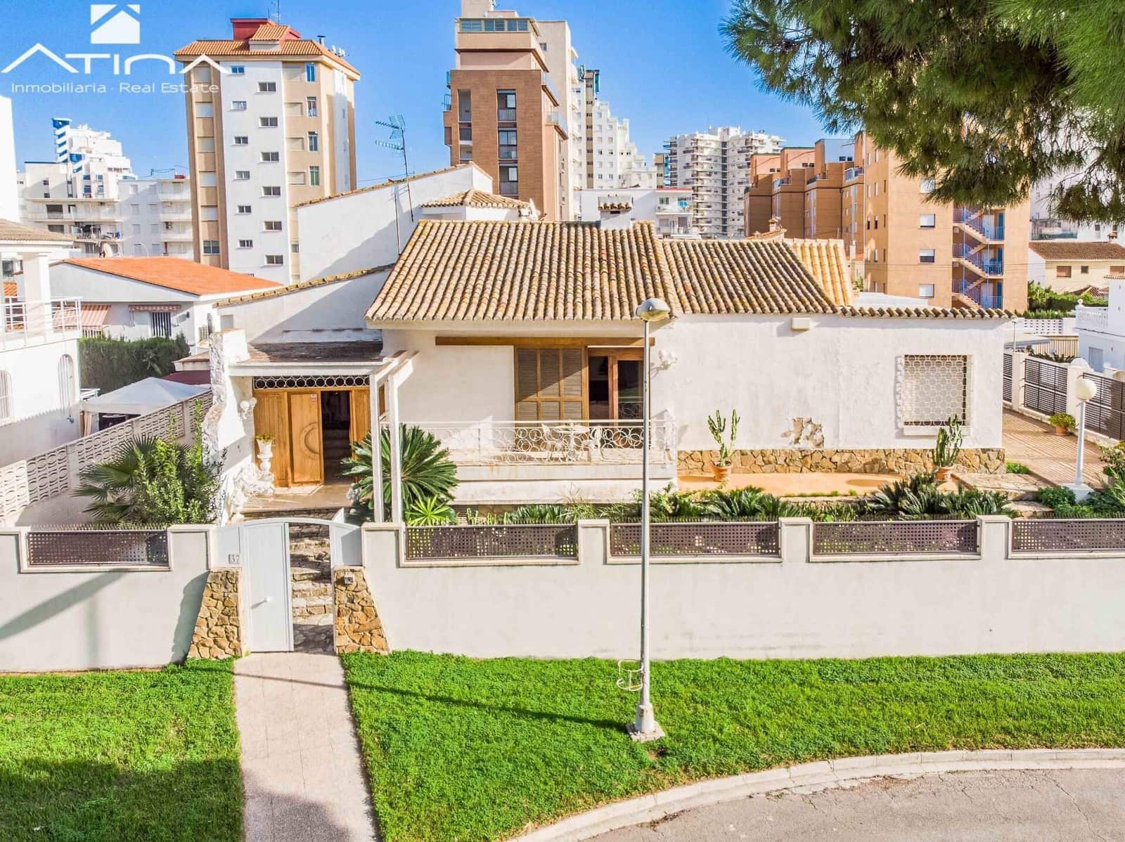 7 soveværelse Villa til salg i Gandia med swimmingpool garage - € 850.000 (Ref: 8682498)