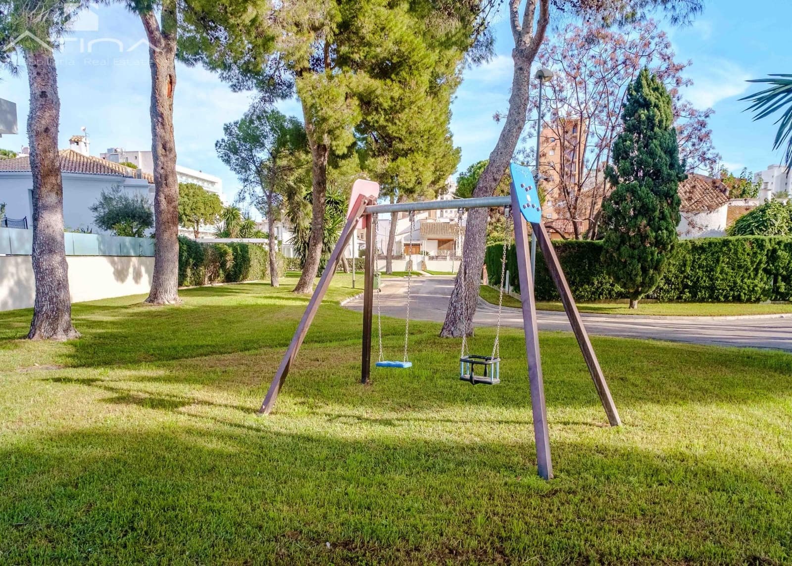 7 soveværelse Villa til salg i Gandia med swimmingpool garage - € 850.000 (Ref: 8682498)