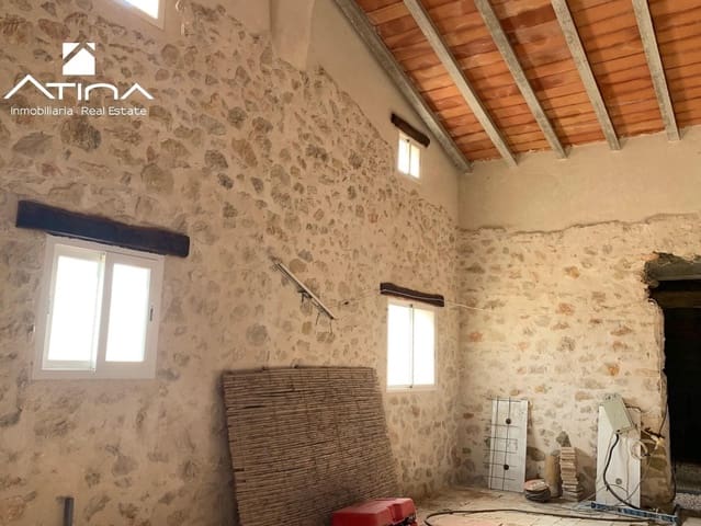 3 slaapkamer Villa te koop in Gata de Gorgos met garage - € 299.000 (Ref: 8738018)