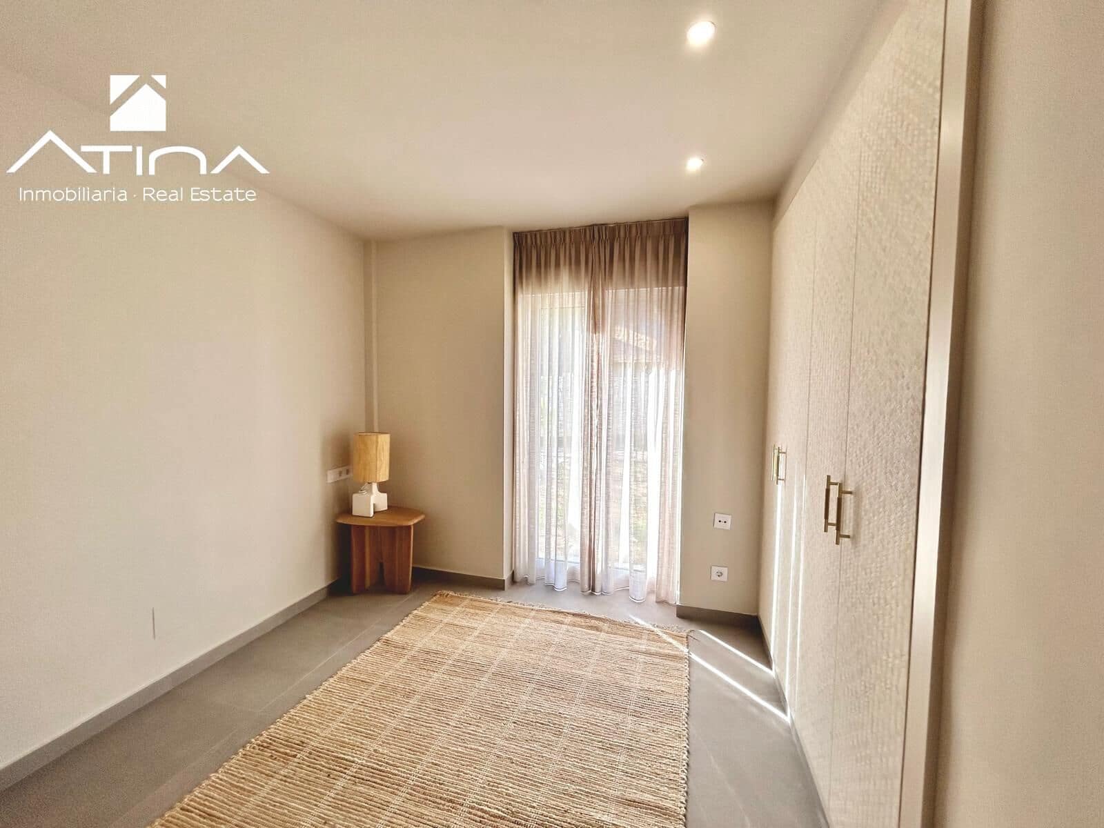 2 soveværelse Rækkehus til salg i Denia med swimmingpool garage - € 359.000 (Ref: 8822415)