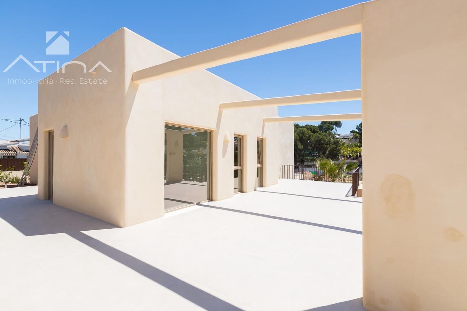 4 soverom Villa til salgs i Javea / Xabia med svømmebasseng garasje - € 1 800 000 (Ref: 8881846)