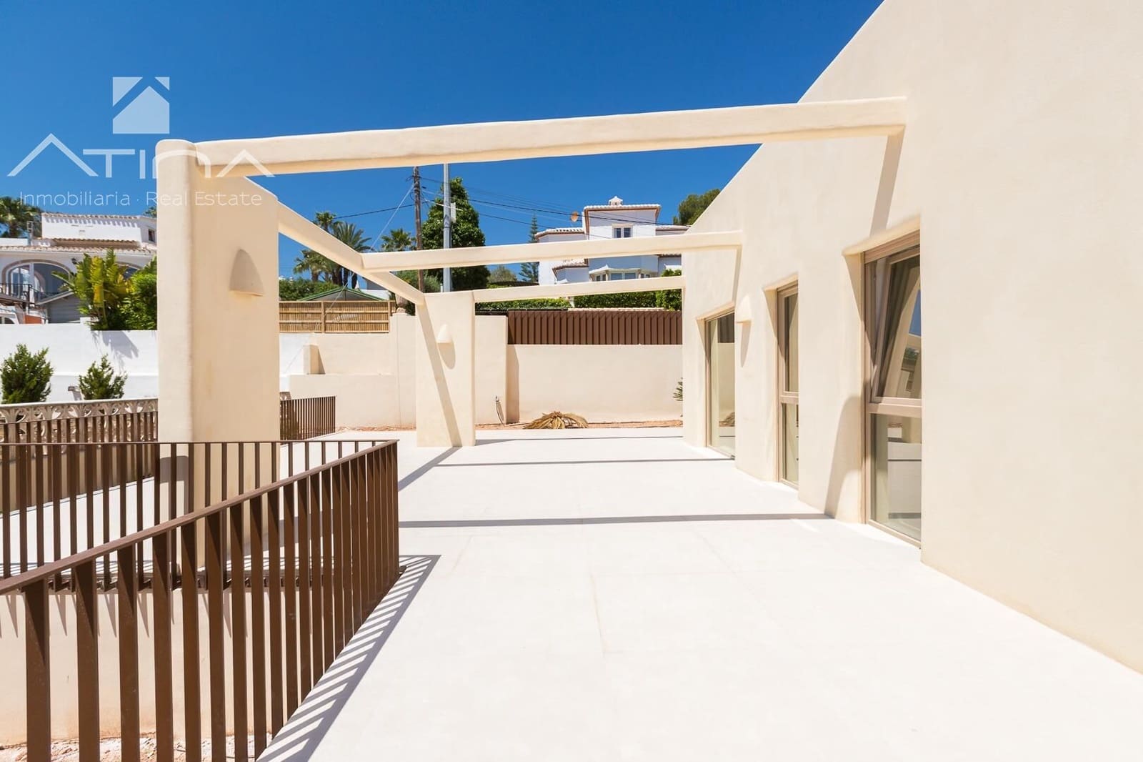 4 soverom Villa til salgs i Javea / Xabia med svømmebasseng garasje - € 1 800 000 (Ref: 8881846)