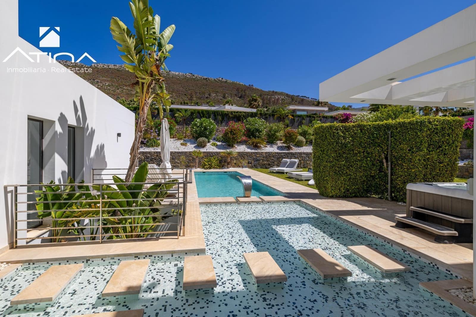 5 quarto Moradia para venda em Javea / Xabia com piscina garagem - 2 350 000 € (Ref: 8885960)